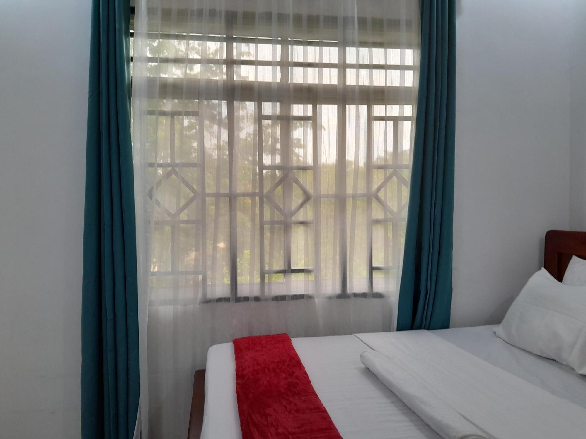 Valley Breeze Hotel Νταρ ες Σαλάμ Εξωτερικό φωτογραφία